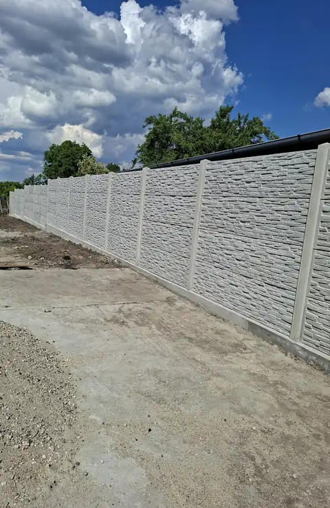 Kundenfoto Nr. 2: Zaun von Konkret Line (Google-Bewertung)